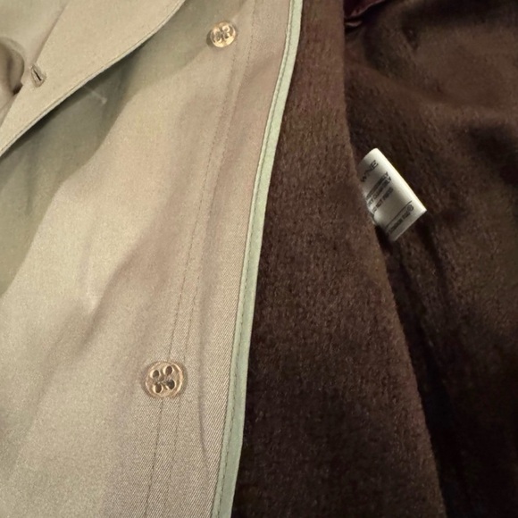 London Fog “Towne” Tan Double-Breasted Overcoat-Belted, Zip-Out Lining, 40R - Picture 3 of 7